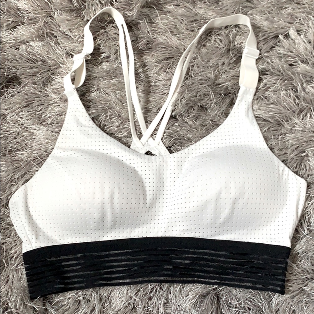VS Sports Bra